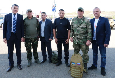 Бойцов отпускают на побывку /    