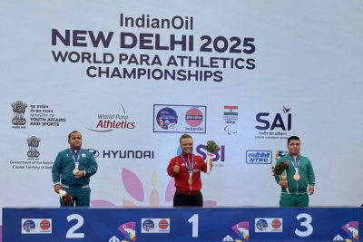 «Стоял на пьедестале с мировыми лидерами». Айаал Сивцев — о первой медали чемпионата мира / Дьулустаан Сергеев   