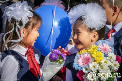Глава Якутии поздравил с Днём знаний / ЯСИА   Республика Саха (Якутия)