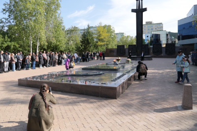 И на Тихом океане свой закончили поход /    