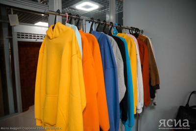 Сбер: продажи российского fashion-ретейла выросли на 19% в 2023 году / ЯСИА   