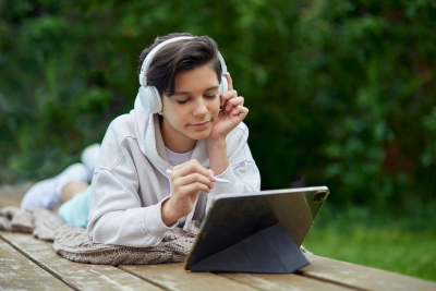 Посещаемость стриминговых платформ выросла на 50% / ЯСИА   