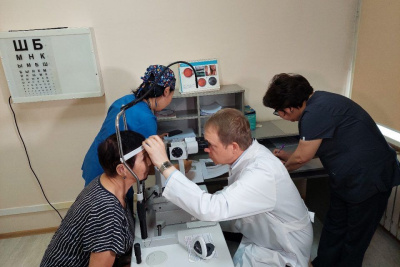 Руководитель МНТК «Микрохирургия глаза» высоко оценил профессионализм якутских врачей-офтальмологов / ЯСИА Якутск Якутск Республика Саха (Якутия)