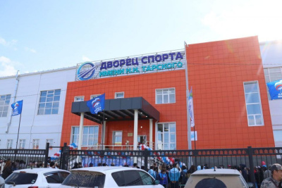 Уникальный Дворец спорта ввели в селе Борогонцы к 100-летию Николая Тарского / Дьулустаан Сергеев Борогонцы Усть-Алданский Республика Саха (Якутия)