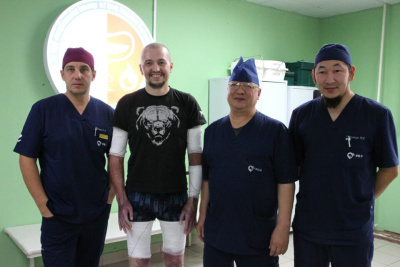 Ожоги 70% тела: якутские врачи спасли 33-летнего мужчину из Анадыря / Саина Титова   