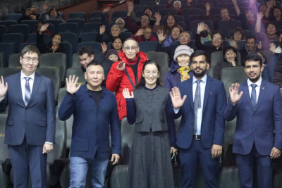 В Якутске прошел второй фестиваль индийского кино / Нарыйа Пахомова   