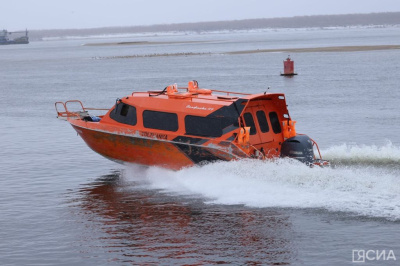 Из-за обледенения изменился маршрут речных перевозок между Якутском и Нижним Бестяхом / ЯСИА   