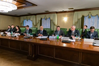 Правкомиссия рассмотрела изменения в планы развития центров экономического роста Дальнего Востока / ЯСИА   