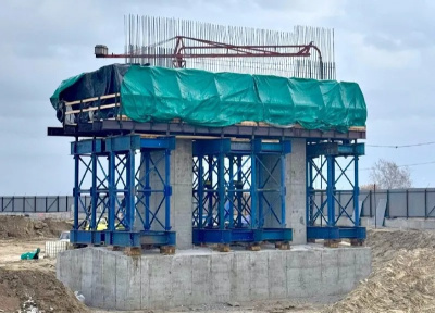 Первая опора Ленского моста забетонирована / ЯСИА Старая Табага Якутск Республика Саха (Якутия)