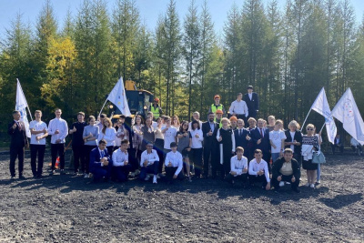 «Якутуголь» принял участие в открытии учебного полигона Южно-Якутского техколледжа / ЯСИА   