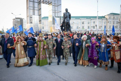 В Якутске прошёл масштабный «Осуохай единства» / ЯСИА Якутск Якутск Республика Саха (Якутия)