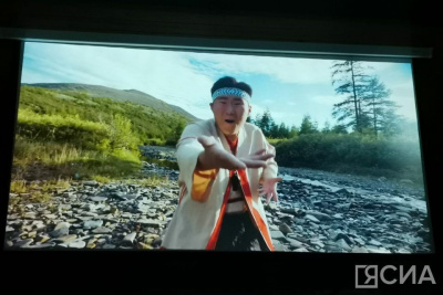 В Якутске состоялась премьера клипа эвенского этноисполнителя Гарпани Солинга / Нарыйа Пахомова Якутск Якутск Республика Саха (Якутия)
