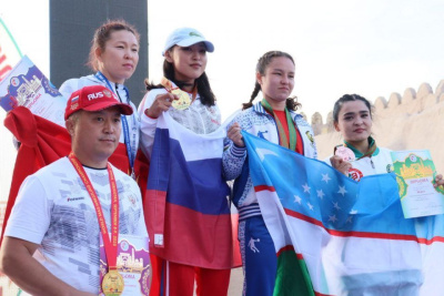 Якутянка Наталья Черноградская стала двухкратной чемпионкой мира по мас-рестлингу / Дьулустаан Сергеев   