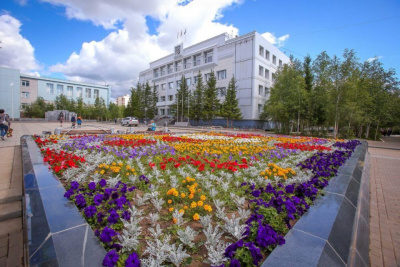 В Мирнинском районе явка избирателей на выборах главы Якутии составила 36,04% / ЯСИА   