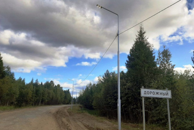 В двух якутских селах установили уличные фонари на участках региональных дорог / ЯСИА   