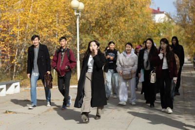 Студенты СВФУ проводят экскурсии по Старому городу Якутска на четырех языках / ЯСИА   