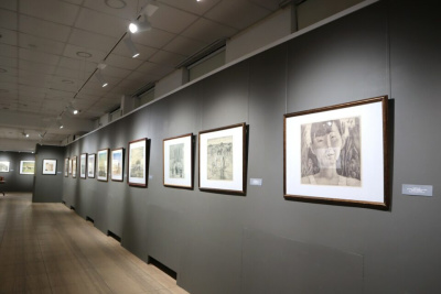 В Якутске открылась выставка графики Алексея Евстафьева /    