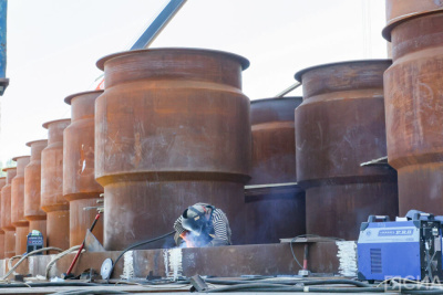 Весной 2026 года спустят на воду коффердам центрального пилона Ленского моста / ЯСИА   