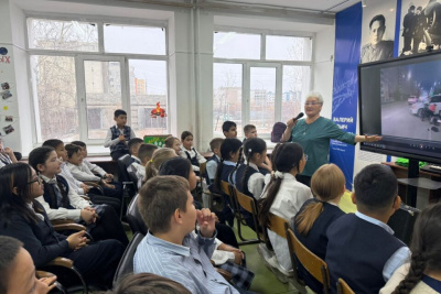 В Якутске школьникам рассказали правду о вейпах и правилах безопасности / ЯСИА   