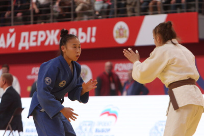 Две дзюдоистки из Якутии пробились в финал чемпионата России / Дьулустаан Сергеев   