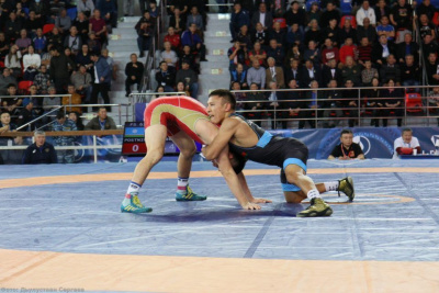 Якутские борцы уступили в первый день чемпионата мира / Дьулустаан Сергеев   