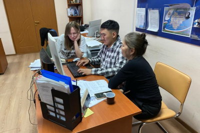 В Доме дружбы народов проводят консультации по грантам / ЯСИА   