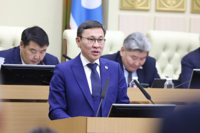 В парламенте Якутии рассматривают законопроект о внесении изменений в Конституцию республики / ЯСИА   