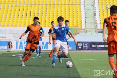 Якутские футболисты сегодня примут на своём поле команду «СКА-Хабаровск» / Дьулустаан Сергеев   