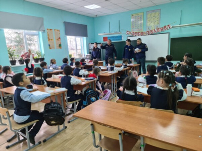 В Якутии стартует пожарно-профилактическая операция «Новый год» / ЯСИА   