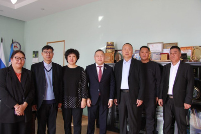 В Якутии обсудили сотрудничество с китайской компанией в области строительства дорог / ЯСИА   Республика Саха (Якутия)