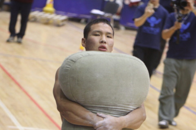 Кобяйский многоборец Артём Дьяконов вновь стал победителем первенства Якутии / Дьулустаан Сергеев   