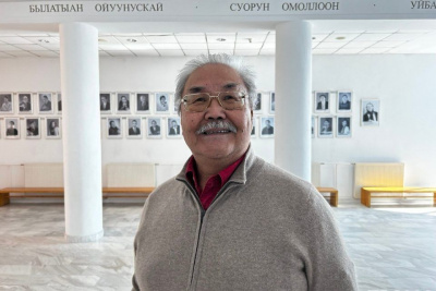 Актеру Саха театра Михаилу Семенову присвоили звание народного артиста Якутии / Анастасия Филиппова   