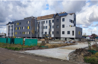 Больничный комплекс с поликлиникой в Усть-Мае готов на 76% / ЯСИА   