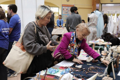 В Якутске проходит ярмарка товаров и услуг «Колледж-SALE #СделановСПО» / ЯСИА Якутск Якутск Республика Саха (Якутия)