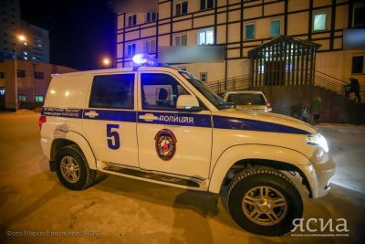 Избили и пытались насильно увезти: в Якутске уволили полицейского после инцидента по ул. Рыдзинского / ЯСИА Якутск Якутск Республика Саха (Якутия)