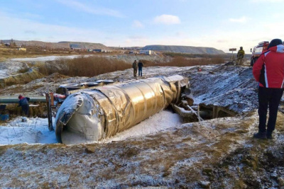 В Якутии произошел разлив нефтепродуктов из-за ДТП с бензовозом у реки Ирелях / ЯСИА   Республика Саха (Якутия)