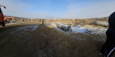 Работы по ликвидации розлива продолжаются /    