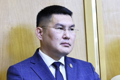 Ил Тумэн дал согласие на назначение Петра Попова министром экономики Якутии / Виктория Сергеева   