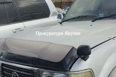 У жителя Якутска конфисковали автомобиль Toyota Land Cruiser за пьяную езду / ЯСИА   