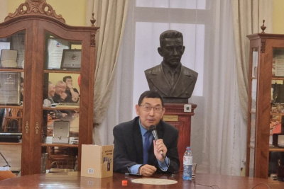 Презентовано электронное учебное пособие «История Якутии» / ЯСИА   