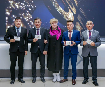 В Якутске вручили награды героям и кураторам патриотического проекта «СВОИ» / Нарыйа Пахомова Якутск Якутск Республика Саха (Якутия)