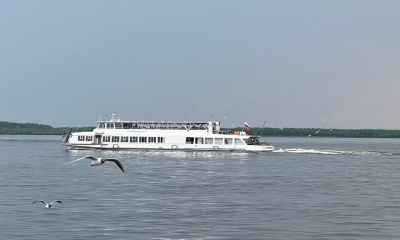 До 25 октября продлили трансфер пассажиров поезда через реку Лену / ЯСИА   