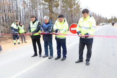 В Якутии торжественно открыт отремонтированный участок региональной дороги «Нам» / ЯСИА   Республика Саха (Якутия)
