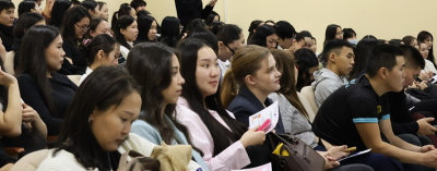 Алмазэргиэнбанк принял участие в фестивале профессий «Якутия — мои горизонты» /    