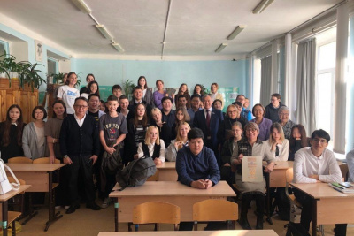 Фильм «Дойти до края. Сибирский континент» показали школьникам Якутии / Саина Титова Мохсоголлох Хангаласский Республика Саха (Якутия)