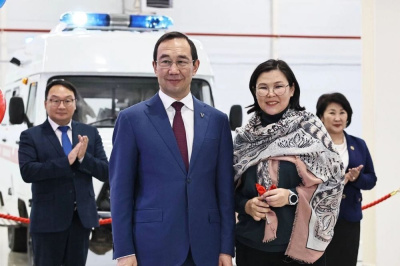 В больнице новый спецавтомобиль /    