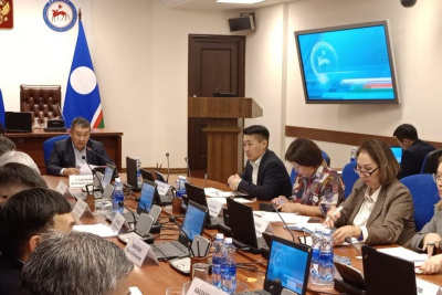 В Якутии ускорят строительство объектов образования, возводимых с «ПроШколой» / ЯСИА   Республика Саха (Якутия)