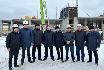 Замминистра культуры РФ осмотрел площадку строительства центра культурно развития в Нижнем Бестяхе / ЯСИА Нижний Бестях Мегино-Кангаласский Республика Саха (Якутия)