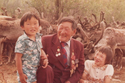 Битва с медведем, роды в чуме и другая цивилизация: история династии оленеводов Погодаевых / Анна Лебединская   