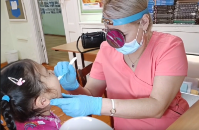 Мобильные доктора осмотрели более 320 детей в Абыйском районе / ЯСИА   